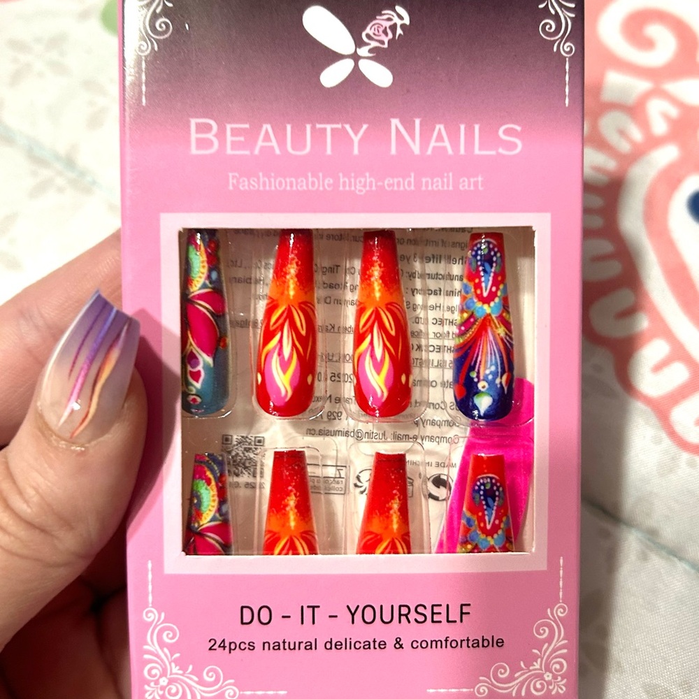 Colorful Nail Art Set